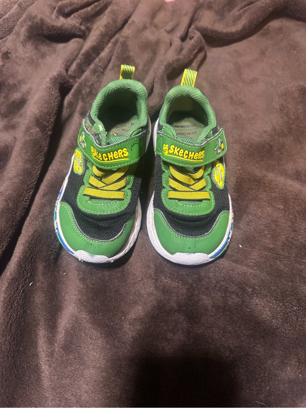 Skechers Kids John Deere Green and Yellow Tractor Sneakers